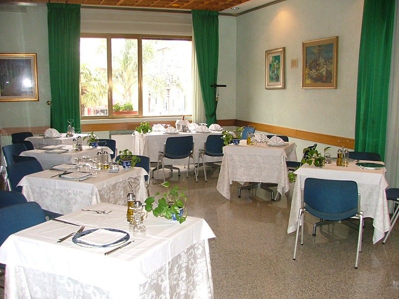 Hotel Palazzo Virgilio à Brindisi Extérieur photo